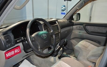 Toyota Land Cruiser 100 рестайлинг 2, 2006 год, 1 246 000 рублей, 13 фотография