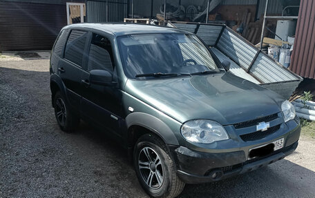 Chevrolet Niva I рестайлинг, 2012 год, 335 000 рублей, 2 фотография