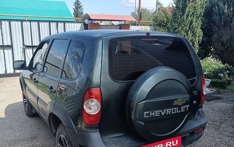 Chevrolet Niva I рестайлинг, 2012 год, 335 000 рублей, 4 фотография