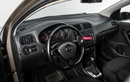 Volkswagen Polo VI (EU Market), 2015 год, 849 000 рублей, 9 фотография