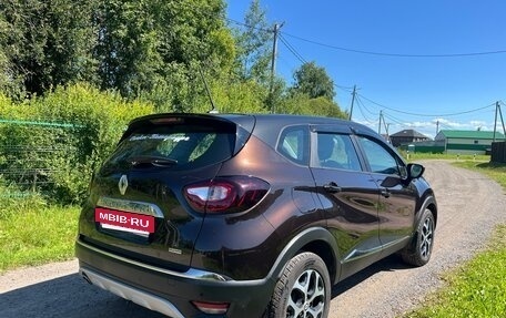 Renault Kaptur I рестайлинг, 2020 год, 1 950 000 рублей, 3 фотография