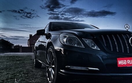 Mercedes-Benz E-Класс, 2011 год, 1 400 000 рублей, 6 фотография