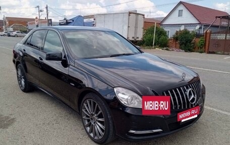Mercedes-Benz E-Класс, 2011 год, 1 400 000 рублей, 3 фотография