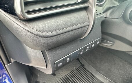 Toyota Camry, 2021 год, 3 100 000 рублей, 19 фотография