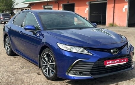 Toyota Camry, 2021 год, 3 100 000 рублей, 7 фотография