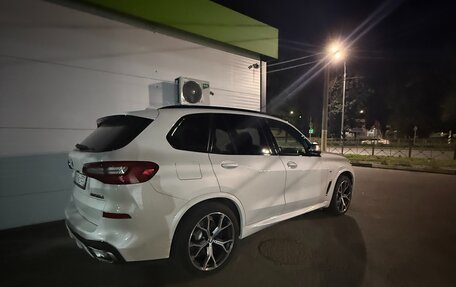 BMW X5, 2019 год, 6 050 000 рублей, 3 фотография