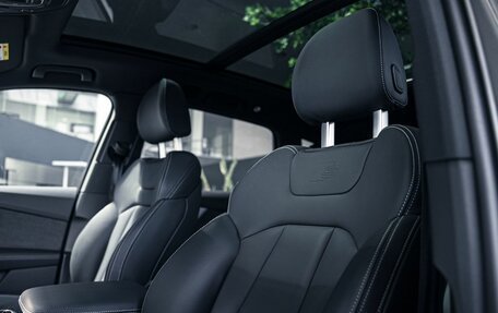 Audi Q7, 2024 год, 12 990 000 рублей, 16 фотография