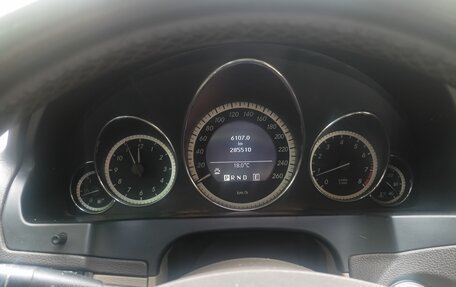 Mercedes-Benz E-Класс, 2010 год, 1 400 000 рублей, 11 фотография
