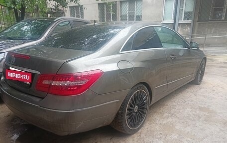 Mercedes-Benz E-Класс, 2010 год, 1 400 000 рублей, 4 фотография