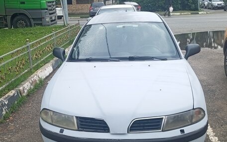 Mitsubishi Carisma I, 2000 год, 250 000 рублей, 4 фотография