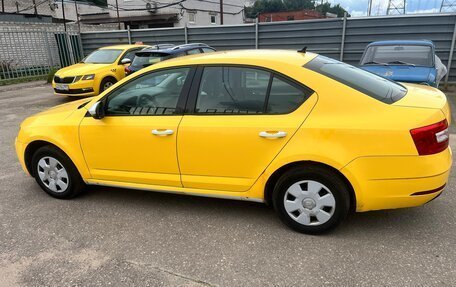 Skoda Octavia, 2018 год, 580 000 рублей, 3 фотография