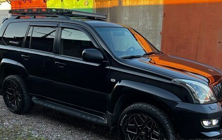 Toyota Land Cruiser Prado 120 рестайлинг, 2004 год, 1 600 000 рублей, 16 фотография