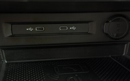 Volkswagen Tiguan II, 2023 год, 3 595 000 рублей, 22 фотография