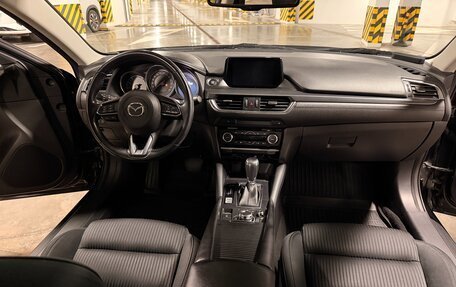 Mazda 6, 2017 год, 2 300 000 рублей, 12 фотография