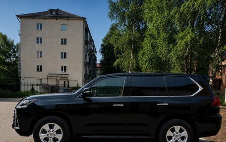 Lexus LX III, 2017 год, 7 500 000 рублей, 2 фотография