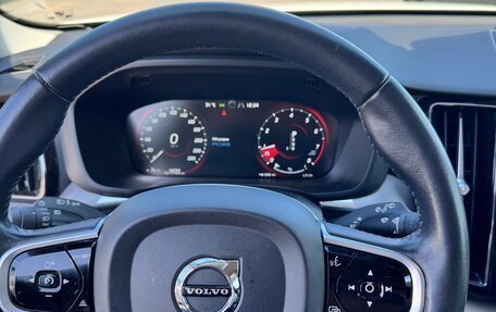 Volvo XC60 II, 2018 год, 3 200 000 рублей, 9 фотография