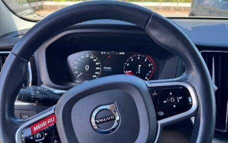 Volvo XC60 II, 2018 год, 3 200 000 рублей, 8 фотография