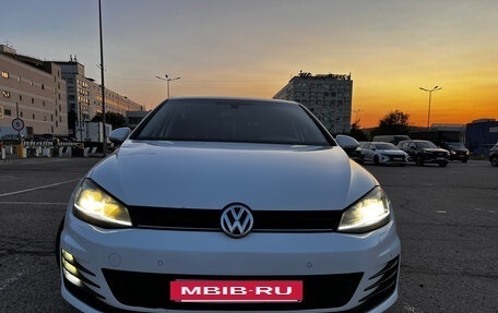 Volkswagen Golf VII, 2015 год, 1 400 000 рублей, 2 фотография