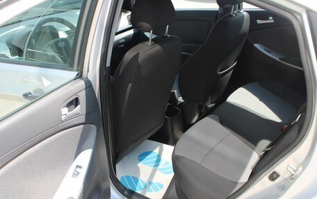 Hyundai Solaris II рестайлинг, 2013 год, 595 000 рублей, 11 фотография
