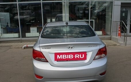 Hyundai Solaris II рестайлинг, 2013 год, 595 000 рублей, 6 фотография