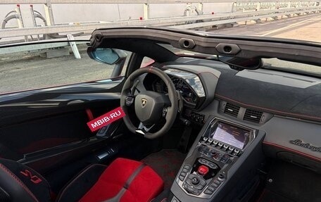 Lamborghini Aventador I рестайлинг, 2021 год, 49 000 000 рублей, 6 фотография