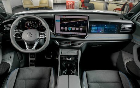 Volkswagen Tiguan, 2026 год, 4 900 000 рублей, 17 фотография