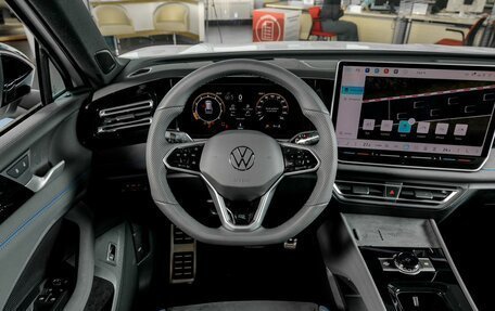 Volkswagen Tiguan, 2026 год, 4 900 000 рублей, 16 фотография