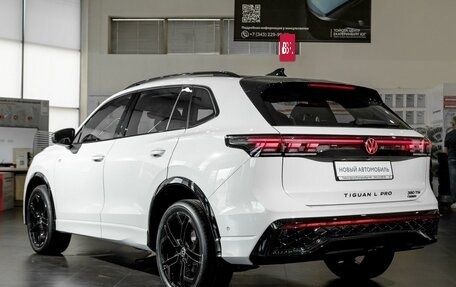 Volkswagen Tiguan, 2026 год, 4 900 000 рублей, 30 фотография