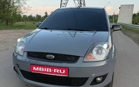 Ford Fiesta, 2006 год, 385 000 рублей, 3 фотография
