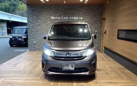 Honda Stepwgn IV, 2016 год, 1 270 000 рублей, 2 фотография