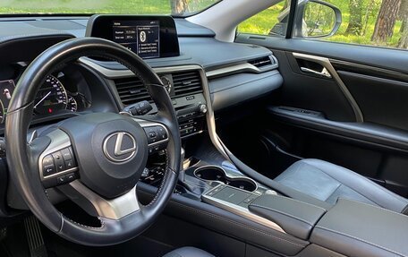 Lexus RX IV рестайлинг, 2021 год, 6 200 000 рублей, 7 фотография