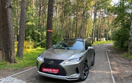Lexus RX IV рестайлинг, 2021 год, 6 200 000 рублей, 2 фотография