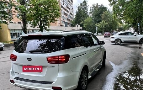 KIA Carnival III, 2019 год, 4 550 000 рублей, 5 фотография