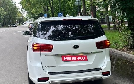 KIA Carnival III, 2019 год, 4 550 000 рублей, 4 фотография