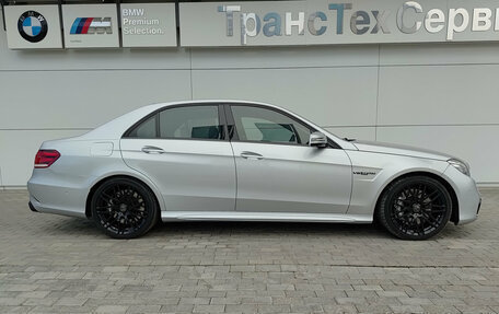 Mercedes-Benz E-Класс AMG, 2014 год, 3 500 000 рублей, 5 фотография
