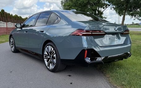 BMW 5 серия, 2023 год, 5 550 000 рублей, 6 фотография