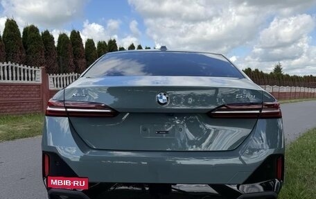 BMW 5 серия, 2023 год, 5 550 000 рублей, 5 фотография
