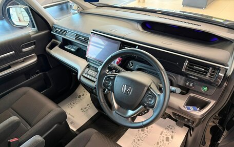 Honda Stepwgn IV, 2021 год, 2 599 900 рублей, 11 фотография
