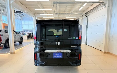 Honda Stepwgn IV, 2021 год, 2 599 900 рублей, 5 фотография