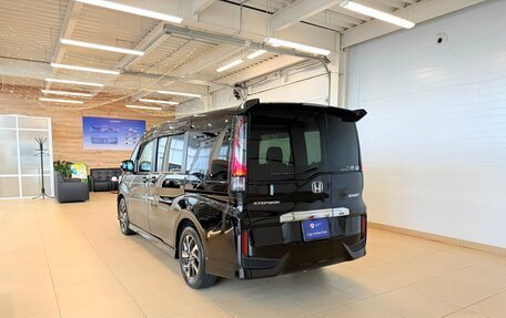 Honda Stepwgn IV, 2021 год, 2 599 900 рублей, 4 фотография