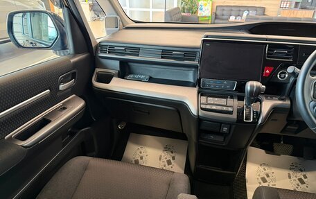Honda Stepwgn IV, 2021 год, 2 599 900 рублей, 14 фотография