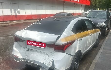 Hyundai Solaris II рестайлинг, 2018 год, 550 000 рублей, 2 фотография