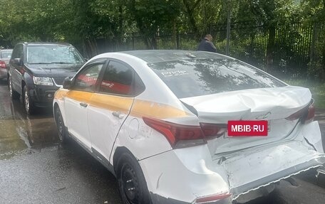 Hyundai Solaris II рестайлинг, 2018 год, 550 000 рублей, 3 фотография