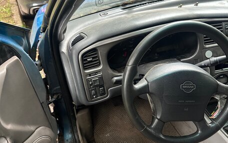 Nissan Primera II рестайлинг, 1999 год, 150 000 рублей, 2 фотография