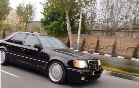 Mercedes-Benz E-Класс, 1993 год, 2 500 000 рублей, 7 фотография