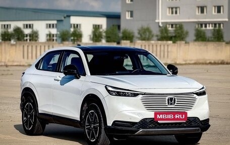 Honda Vezel, 2023 год, 1 681 230 рублей, 2 фотография
