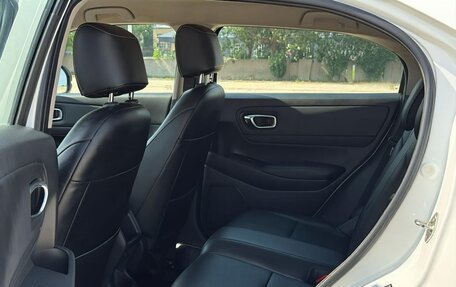 Honda Vezel, 2023 год, 1 681 230 рублей, 16 фотография