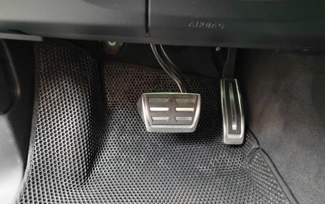 Volkswagen Touareg III, 2013 год, 2 290 000 рублей, 20 фотография