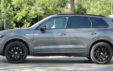 Volkswagen Touareg III, 2018 год, 4 650 000 рублей, 8 фотография