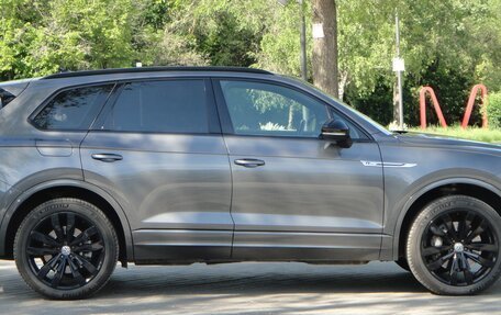 Volkswagen Touareg III, 2018 год, 4 650 000 рублей, 4 фотография